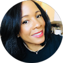 Profile photo of Yvette Andrada