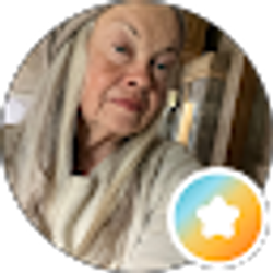 Profile photo of Carrie Young