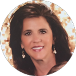 Profile photo of Lauren Moore