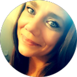 Profile photo of Ashley Smith