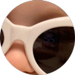 Profile photo of Hannah Jones