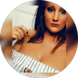 Profile photo of Julie Hauser