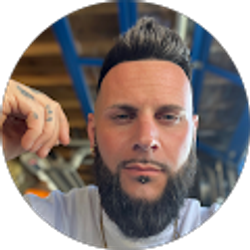 Profile photo of Steven Cincunegui