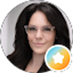 Profile photo of Danielle Howell