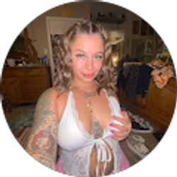 Profile photo of celina Campbell (Spooky.cell)