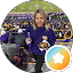 Profile photo of Leslie Courville
