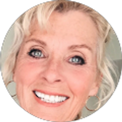 Profile photo of Linda Gray