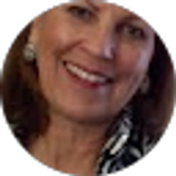 Profile photo of Lynn Sawyer