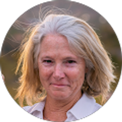 Profile photo of Laura Stephenson