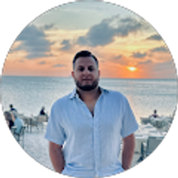 Profile photo of Angel Betancourt