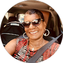 Profile photo of Carrie Fox