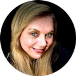 Profile photo of Evelyn Barrentine