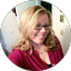 Profile photo of Stephanie Hall