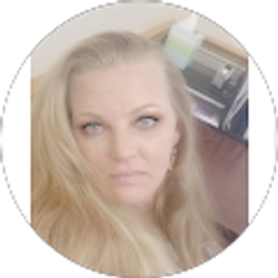 Profile photo of Kim Dawson