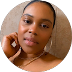 Profile photo of Sueallen Luton