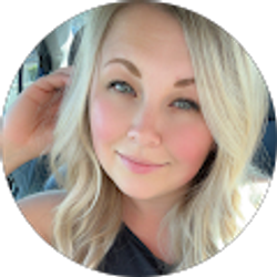 Profile photo of Ashley Watts