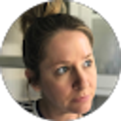 Profile photo of Julie Andrews