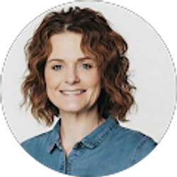 Profile photo of Carrie Eison