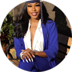 Profile photo of Jasmine Davis