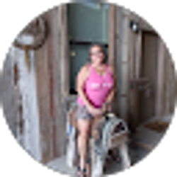 Profile photo of Jenn Saylor