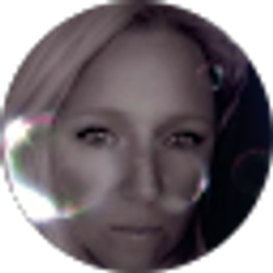 Profile photo of Jennifer Neishell