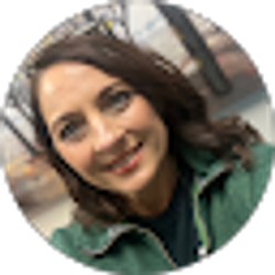 Profile photo of Nicole Deal