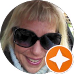 Profile photo of Emily Thomas