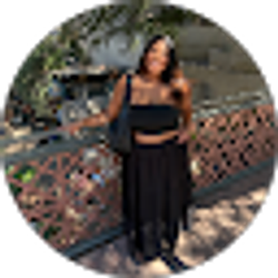 Profile photo of taylor oviedo