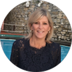 Profile photo of Kim Daly