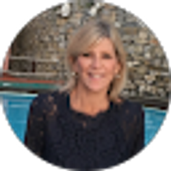 Profile photo of Kim Daly