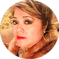 Profile photo of Rissa Asnan / Mama Dangdut