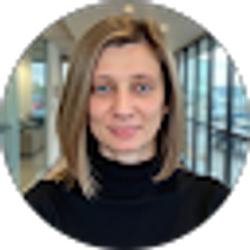 Profile photo of Daniela Pislaras