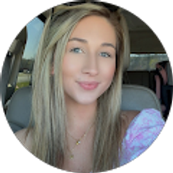 Profile photo of Miranda Hall