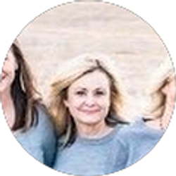 Profile photo of Linda Thomas