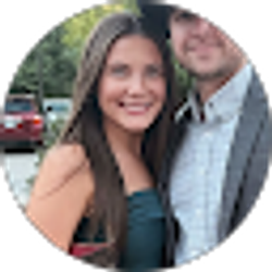 Profile photo of Lizzie Barton