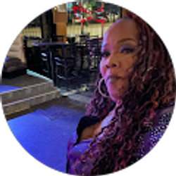 Profile photo of Stacey Dunn