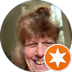 Profile photo of Laurie McCoy