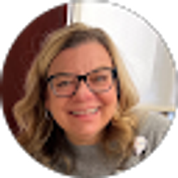 Profile photo of Michelle Grosch
