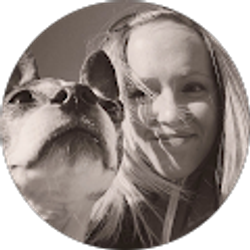 Profile photo of Cassie Lux