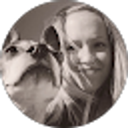 Profile photo of Cassie Lux