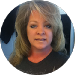 Profile photo of Amanda Spence (Amanda Spence)