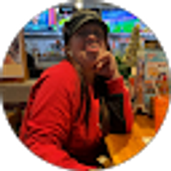 Profile photo of Stephanie Harris