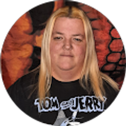 Profile photo of Rosie Mills