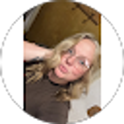 Profile photo of Kaitlyn Stewart