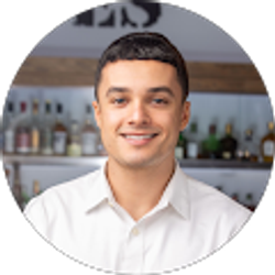 Profile photo of Andres Peña