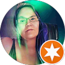 Profile photo of Julia