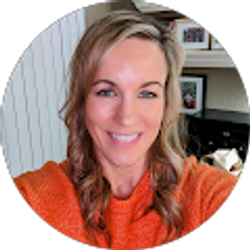 Profile photo of Toni Kidd