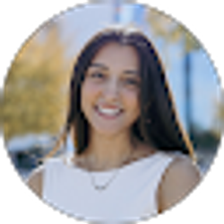 Profile photo of Karina Bettex