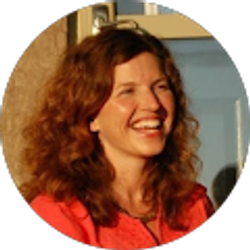 Profile photo of Tracy Simpson