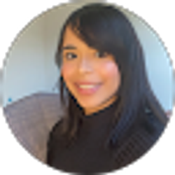 Profile photo of Alanna Roman